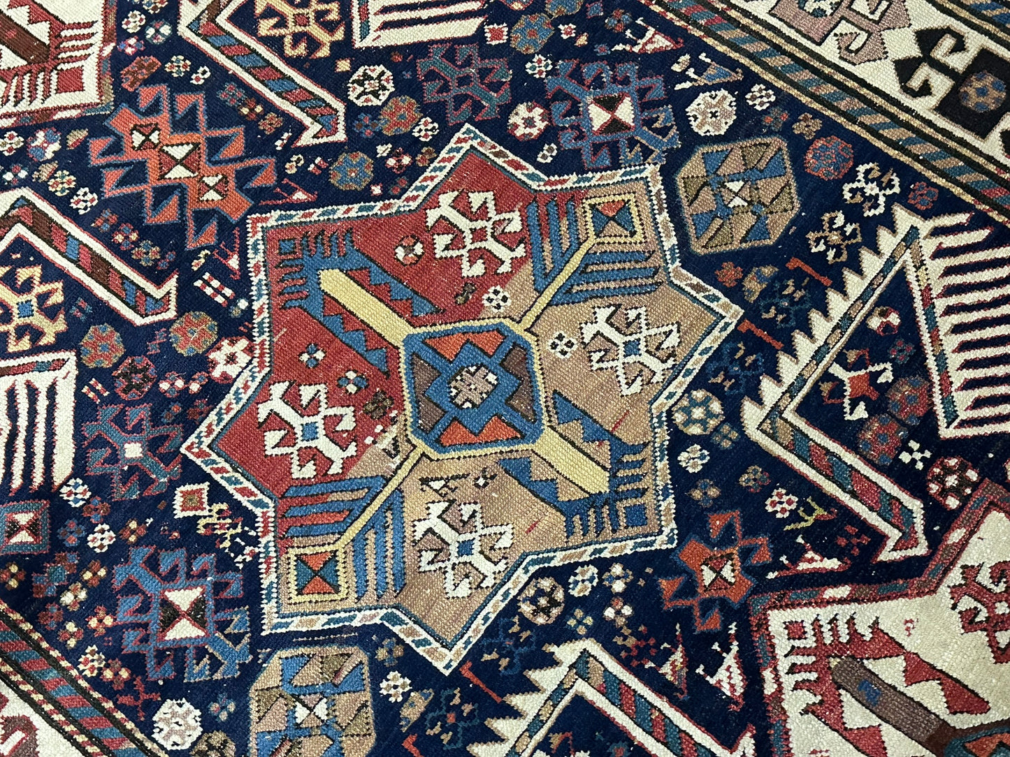 Orientteppich handgeknüpft 320x135 cm antik Kazak Akstafta