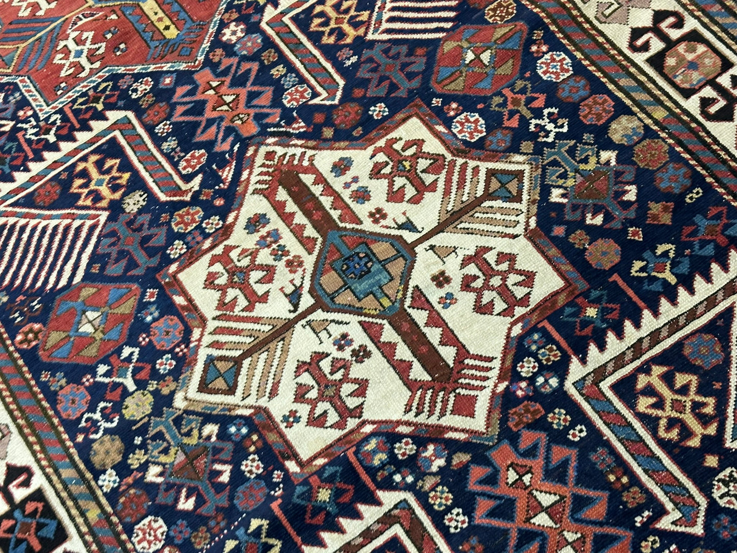 Orientteppich handgeknüpft 320x135 cm antik Kazak Akstafta