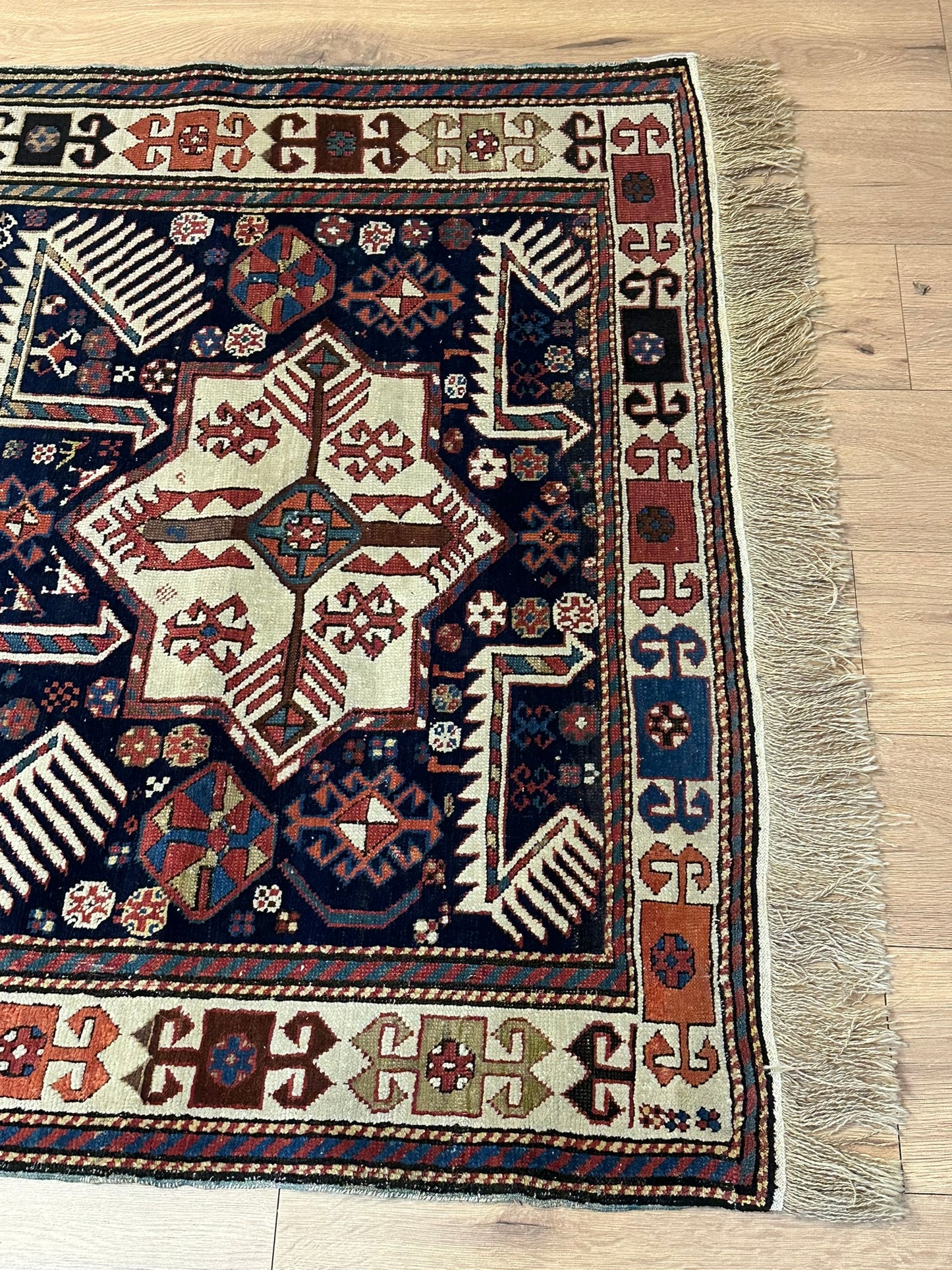 Orientteppich handgeknüpft 320x135 cm antik Kazak Akstafta