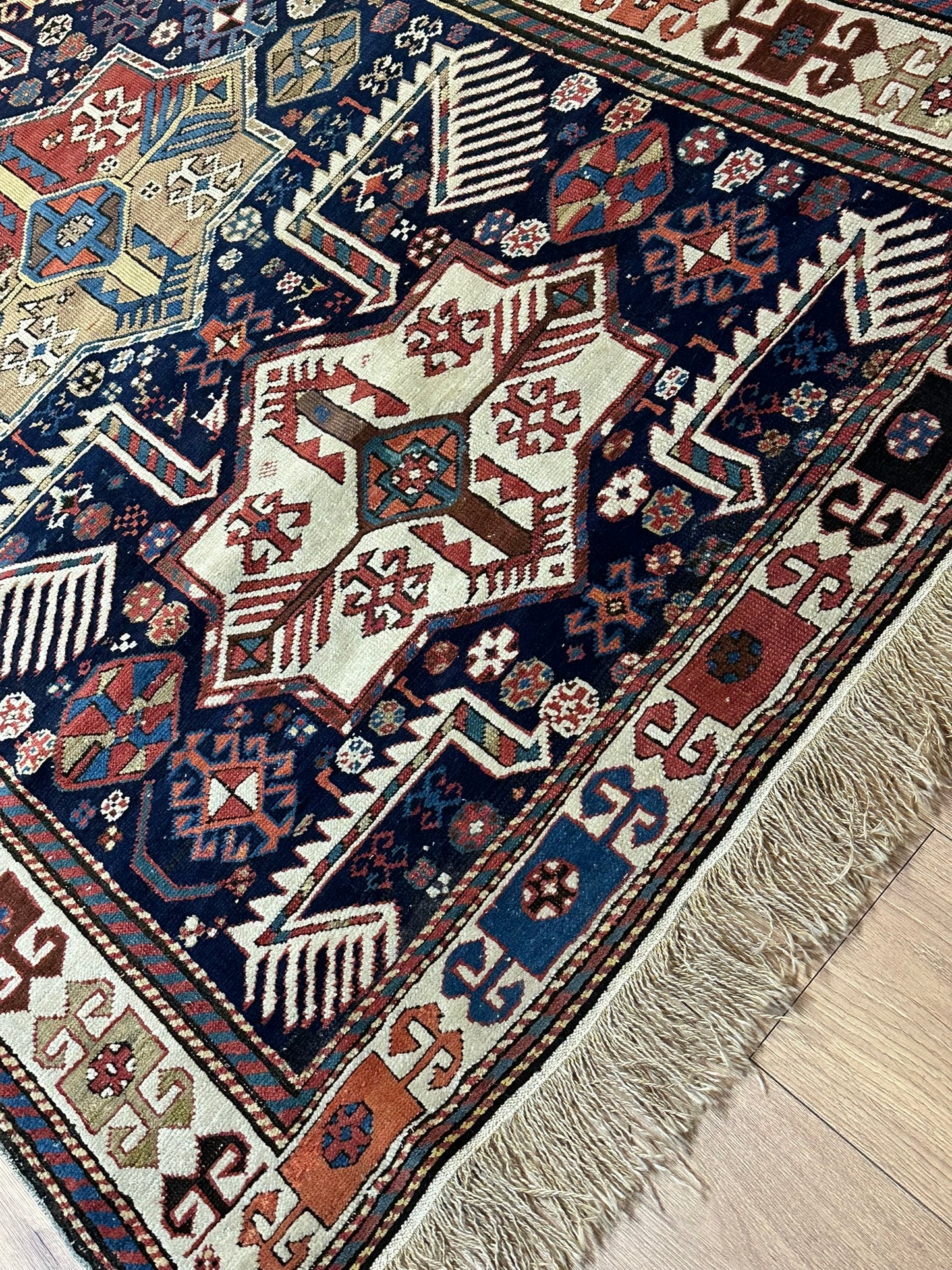 Orientteppich handgeknüpft 320x135 cm antik Kazak Akstafta