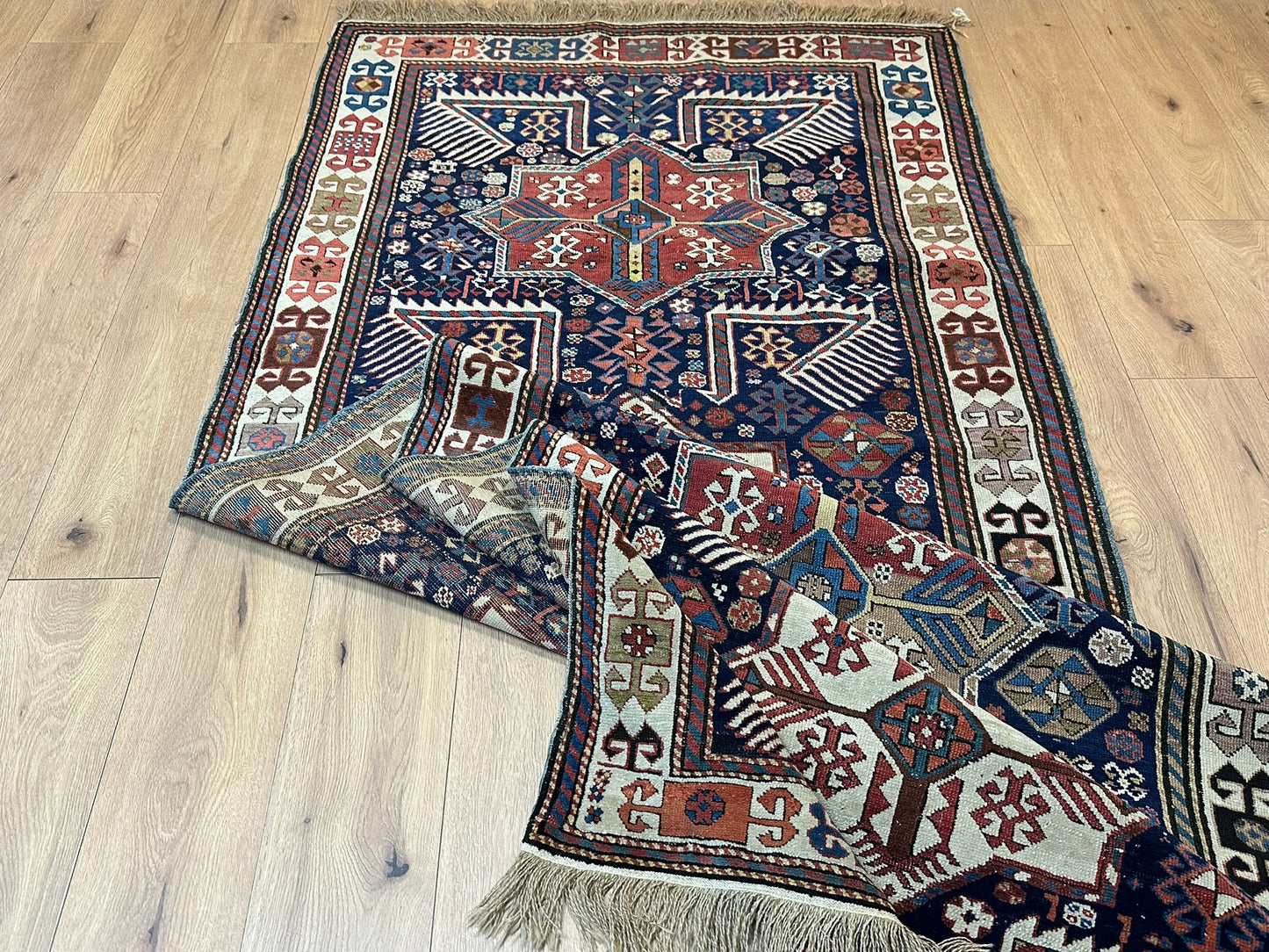 Orientteppich handgeknüpft 320x135 cm antik Kazak Akstafta