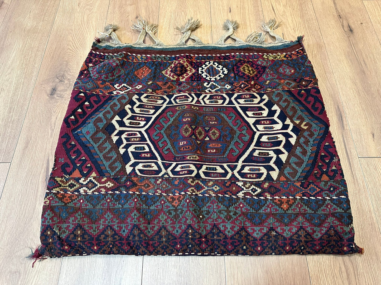 Orientteppich handgeknüpft 78x68 cm antik Kelim Selten