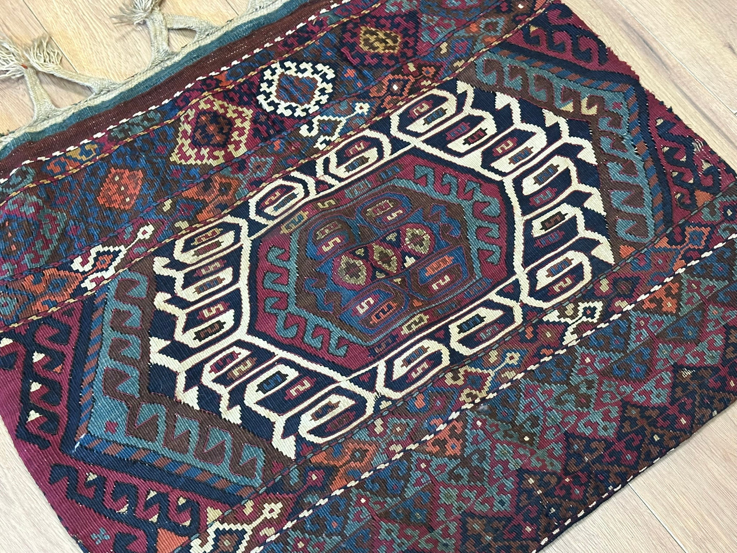 Orientteppich handgeknüpft 78x68 cm antik Kelim Selten