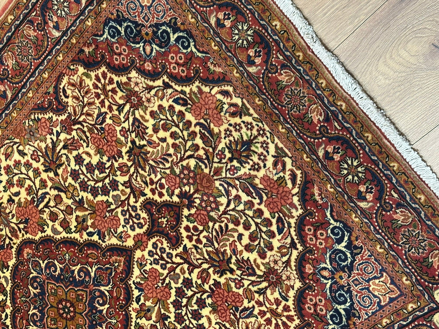 Orientteppich handgeknüpft 153x106 cm Sarough Medaillon
