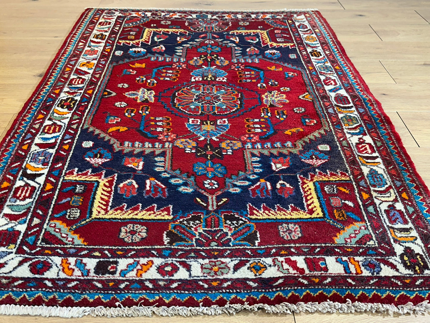 Orientteppich handgeknüpft Malayer Art Deco 166x123 cm