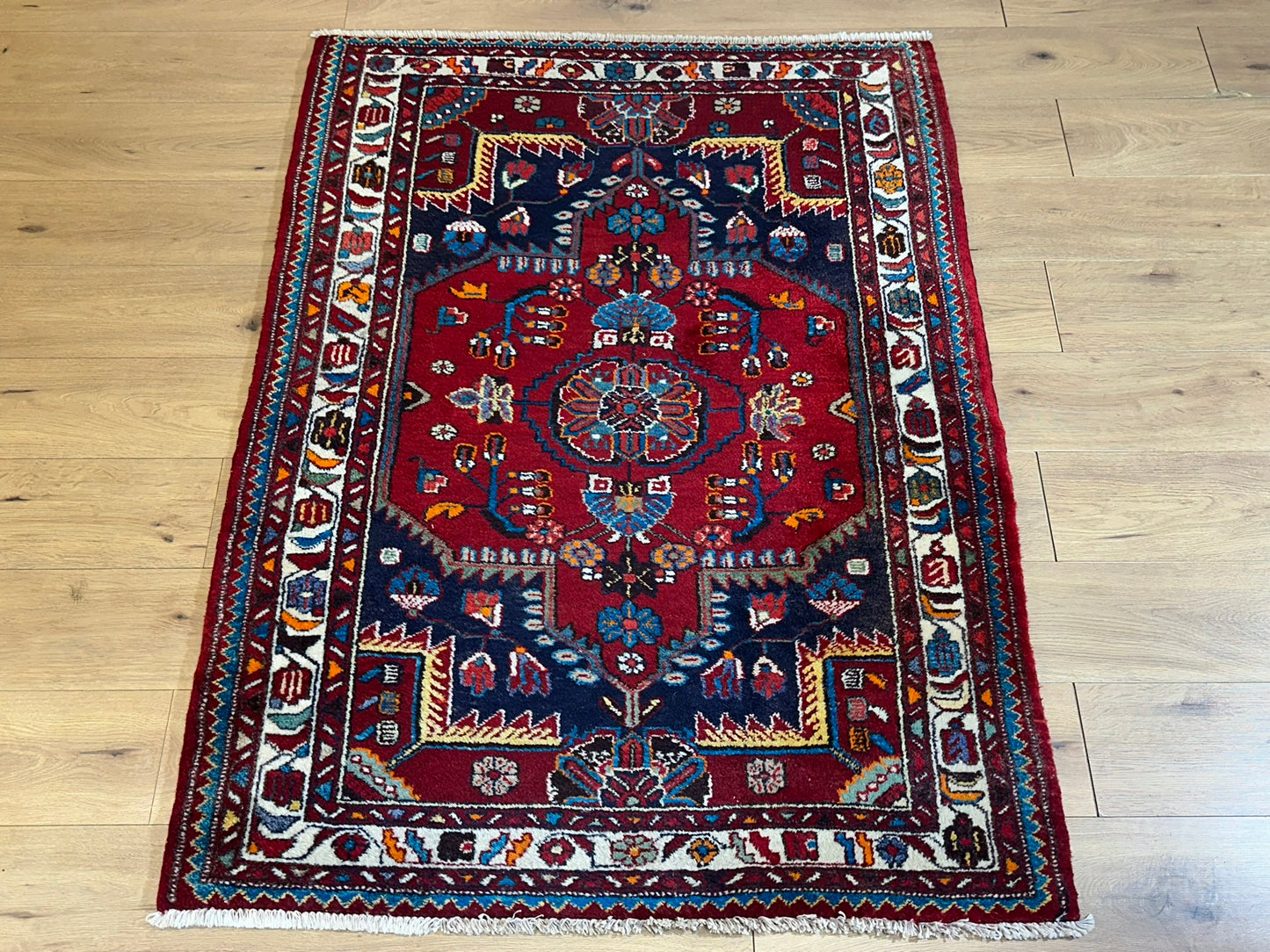 Orientteppich handgeknüpft Malayer Art Deco 166x123 cm