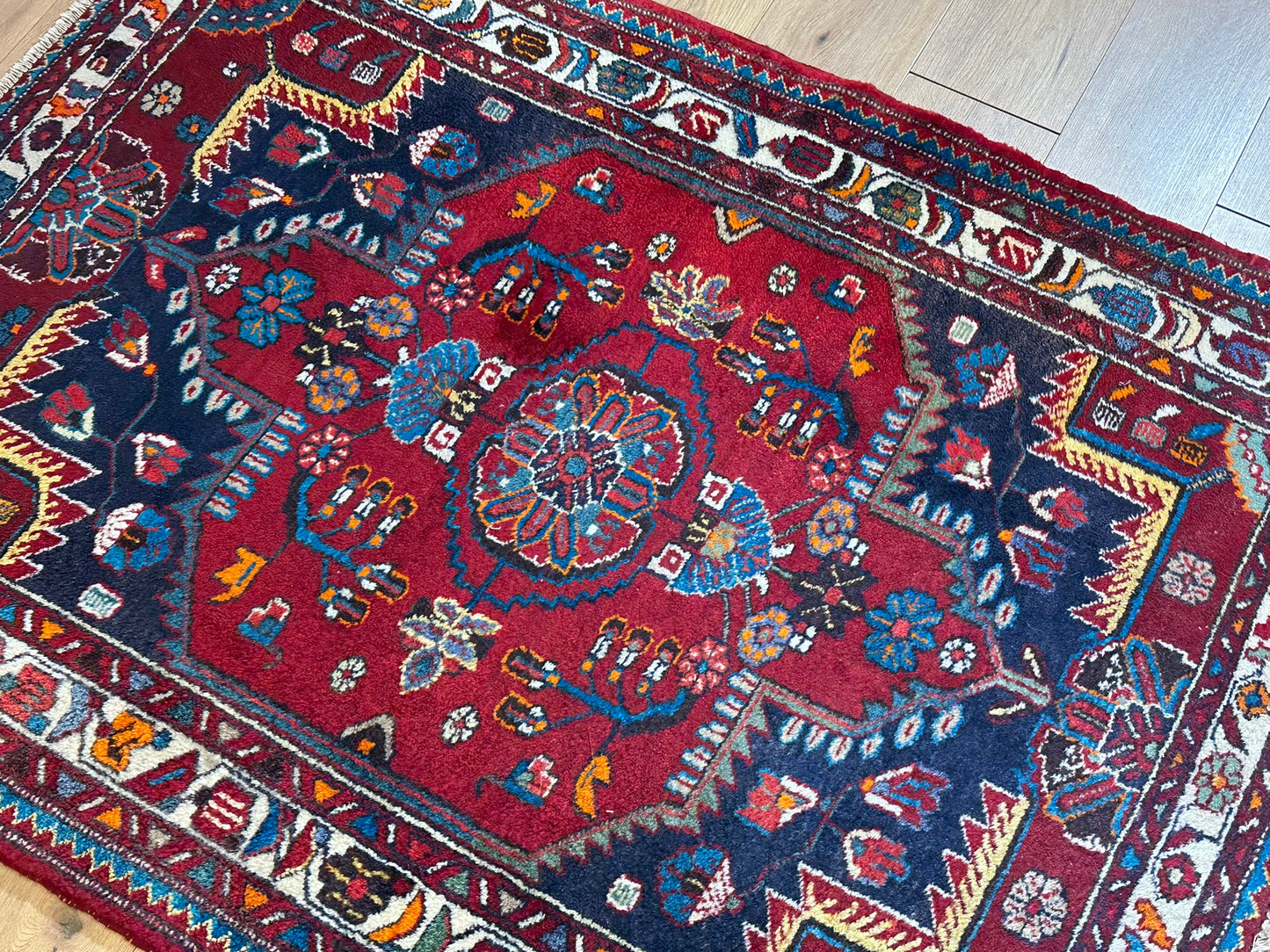 Orientteppich handgeknüpft Malayer Art Deco 166x123 cm
