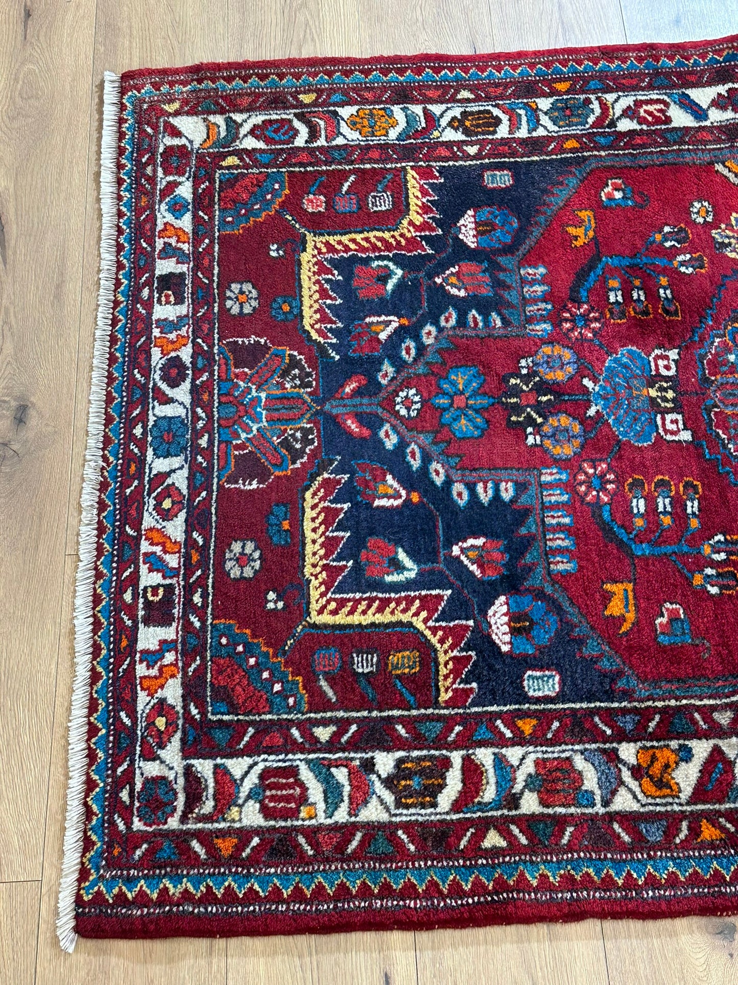 Orientteppich handgeknüpft Malayer Art Deco 166x123 cm