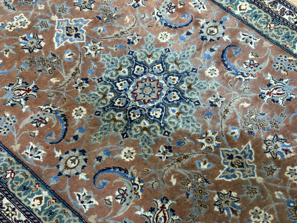 Handgeknüpfter Nain Orientteppich mit Seide 110x80 cm
