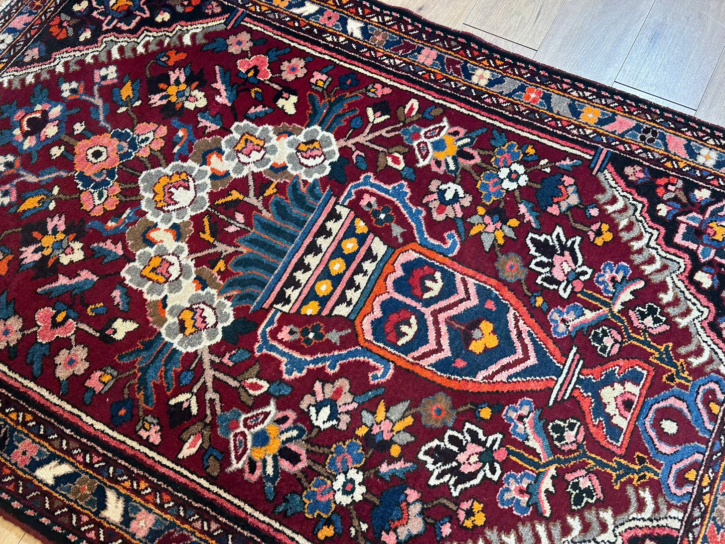 Antik Orientteppich handgeknüpft Bachtiar Lebensbaum Naturfarben 200x140 cm