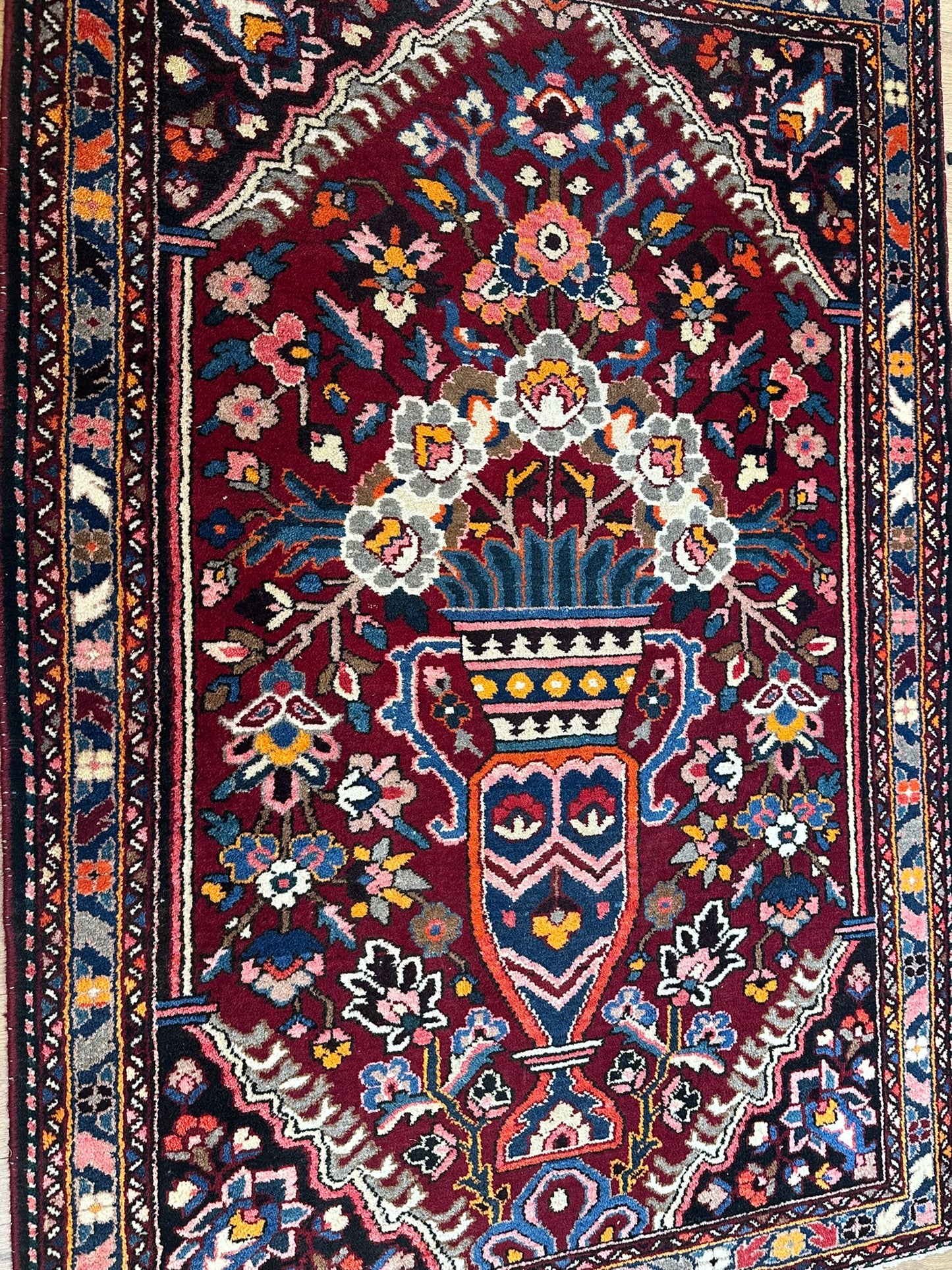 Antik Orientteppich handgeknüpft Bachtiar Lebensbaum Naturfarben 200x140 cm
