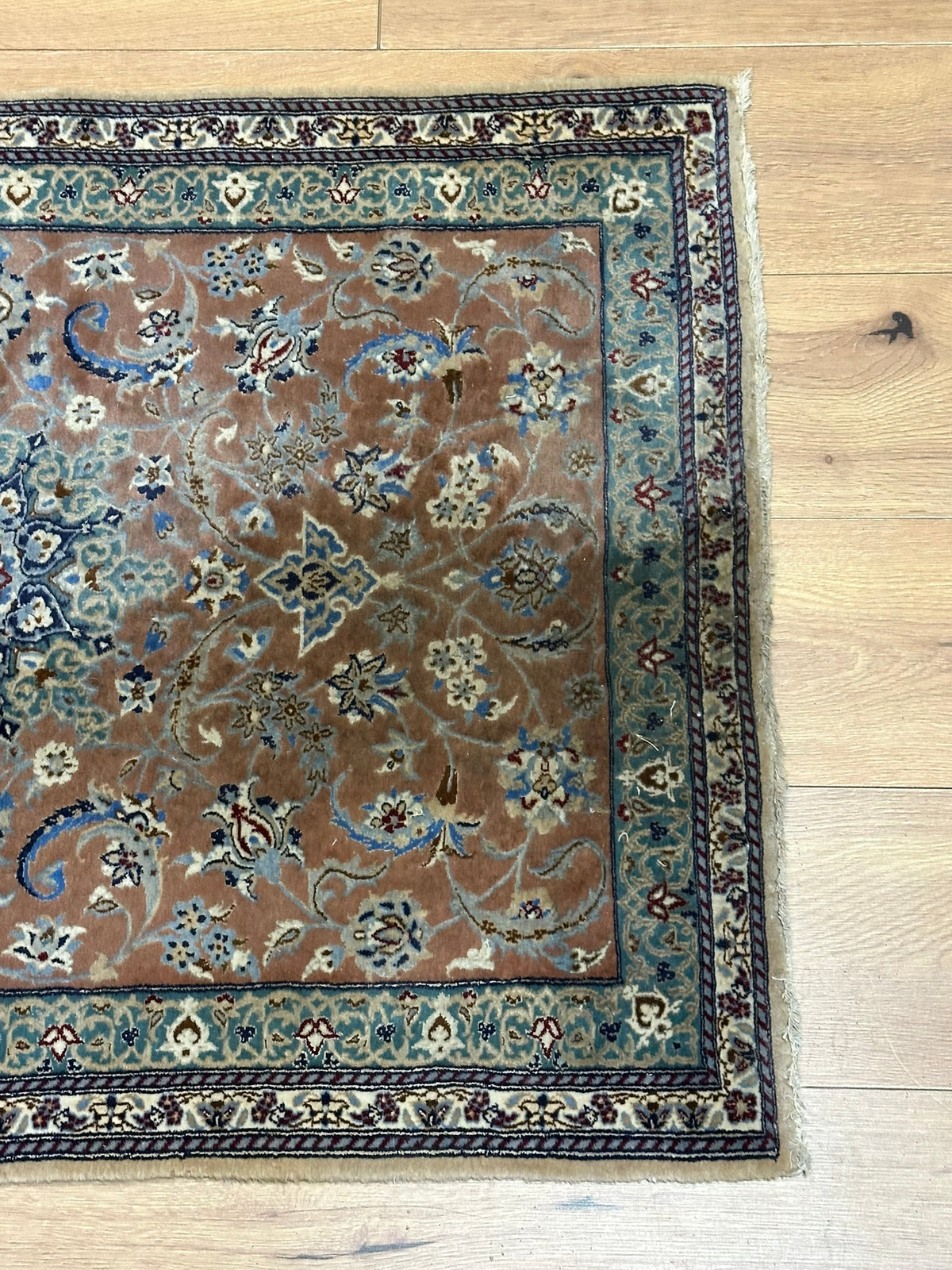 Handgeknüpfter Nain Orientteppich mit Seide 110x80 cm
