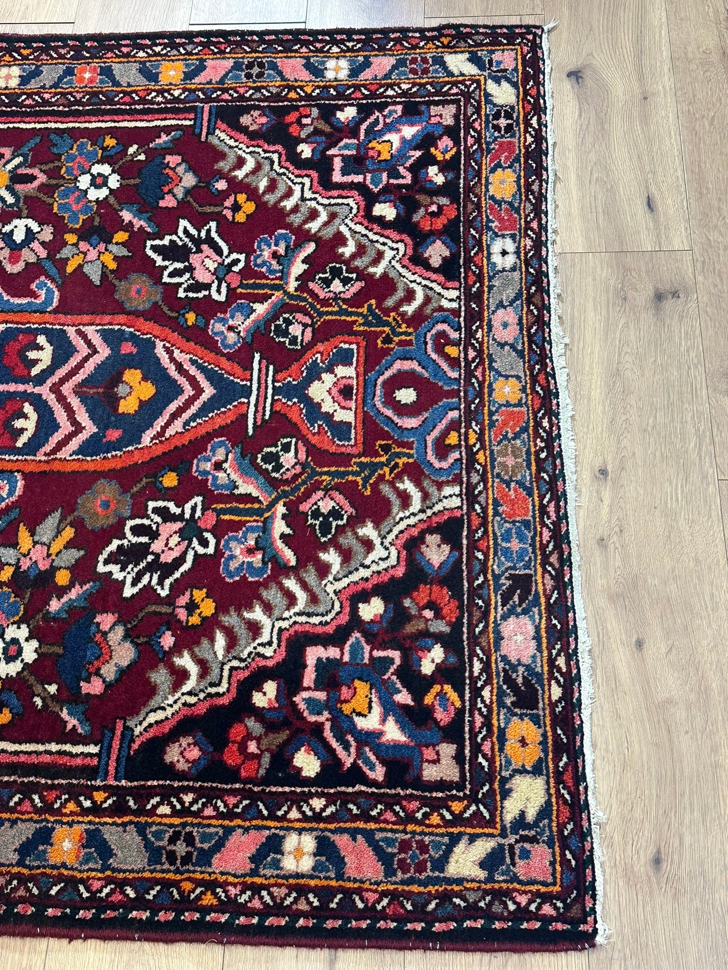 Antik Orientteppich handgeknüpft Bachtiar Lebensbaum Naturfarben 200x140 cm