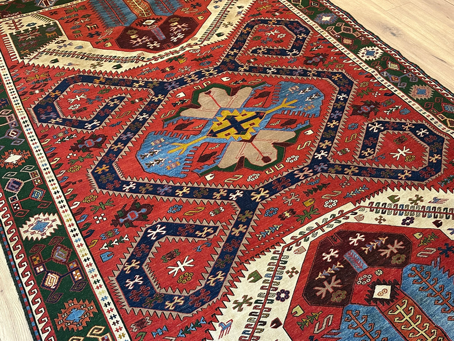 Orientteppich handgeknüpft 296x196 cm Sumach Kazak