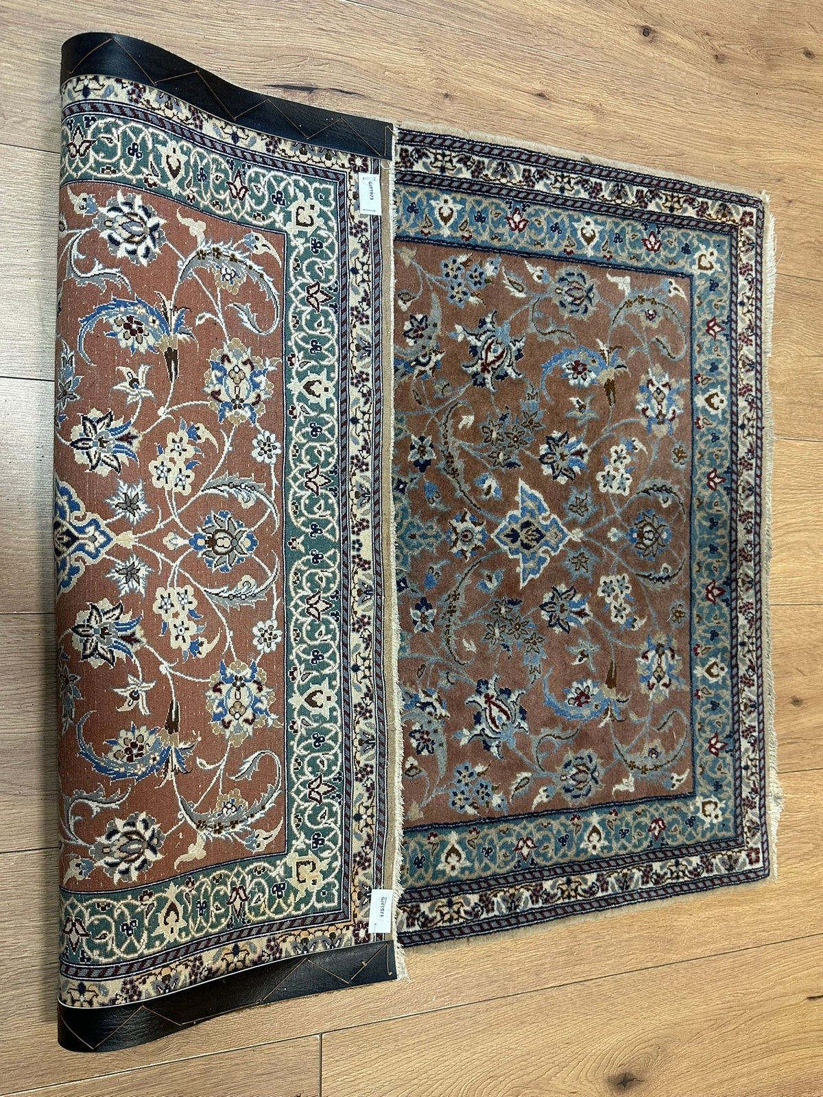 Handgeknüpfter Nain Orientteppich mit Seide 110x80 cm