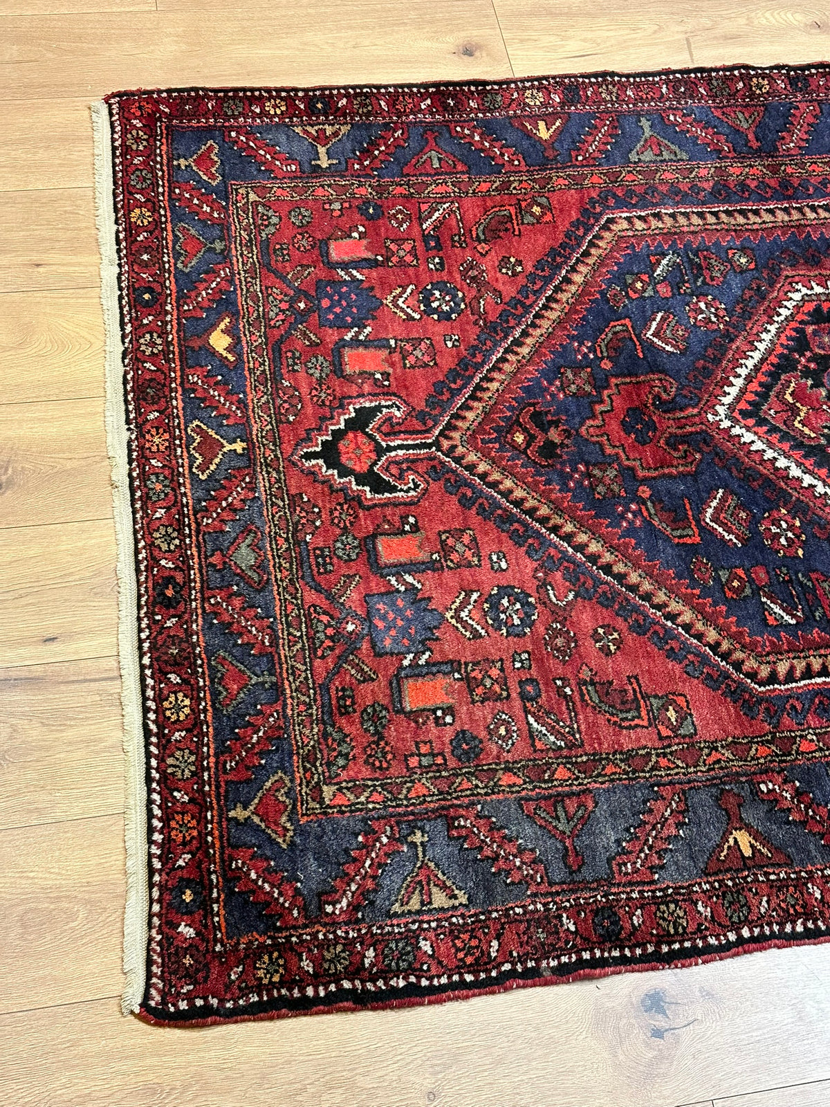 Handgeknüpfter Malayer Orientteppich 215x137 cm