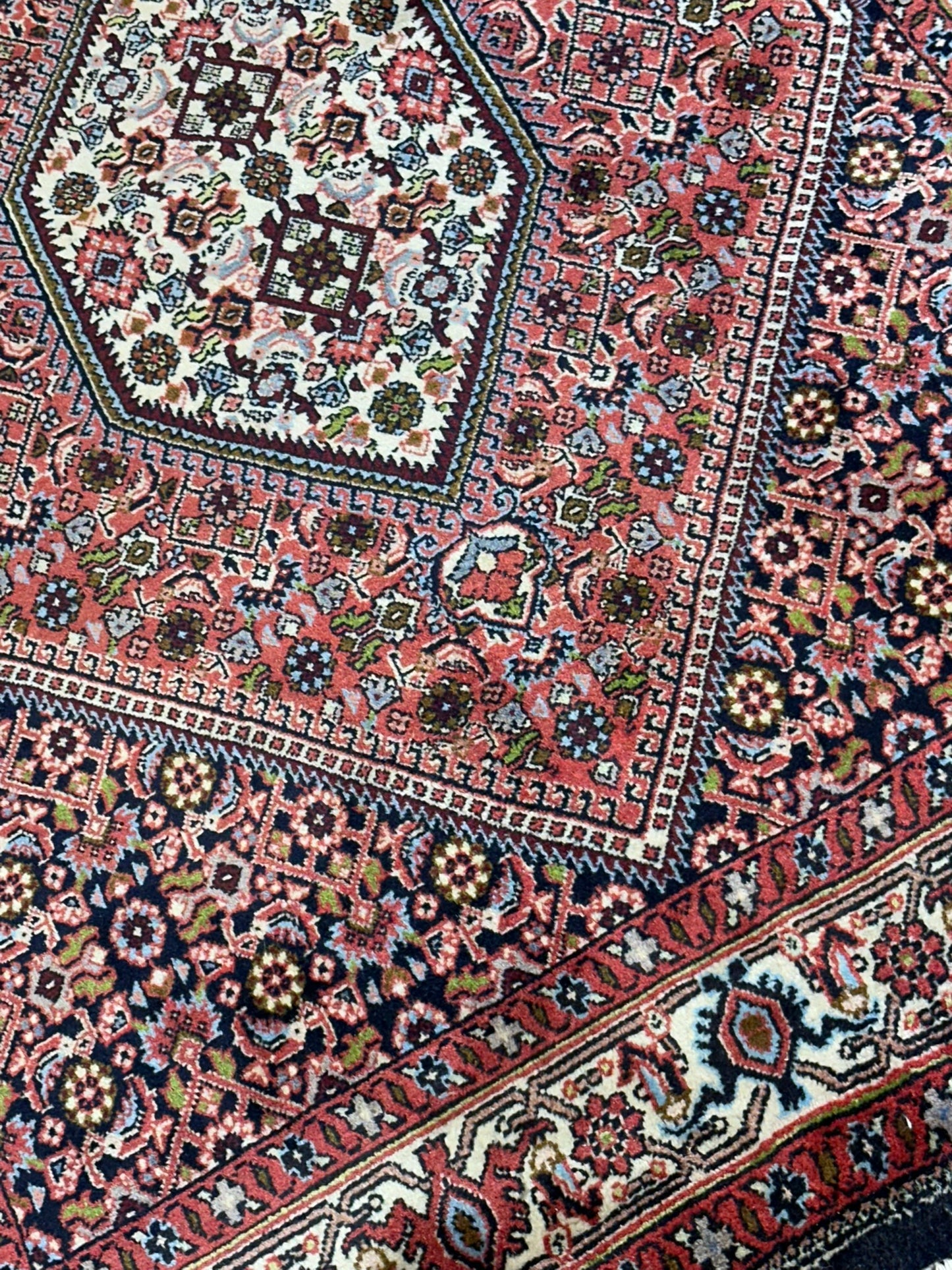 Orientteppich handgeknüpft Bidjar 170x110 cm
