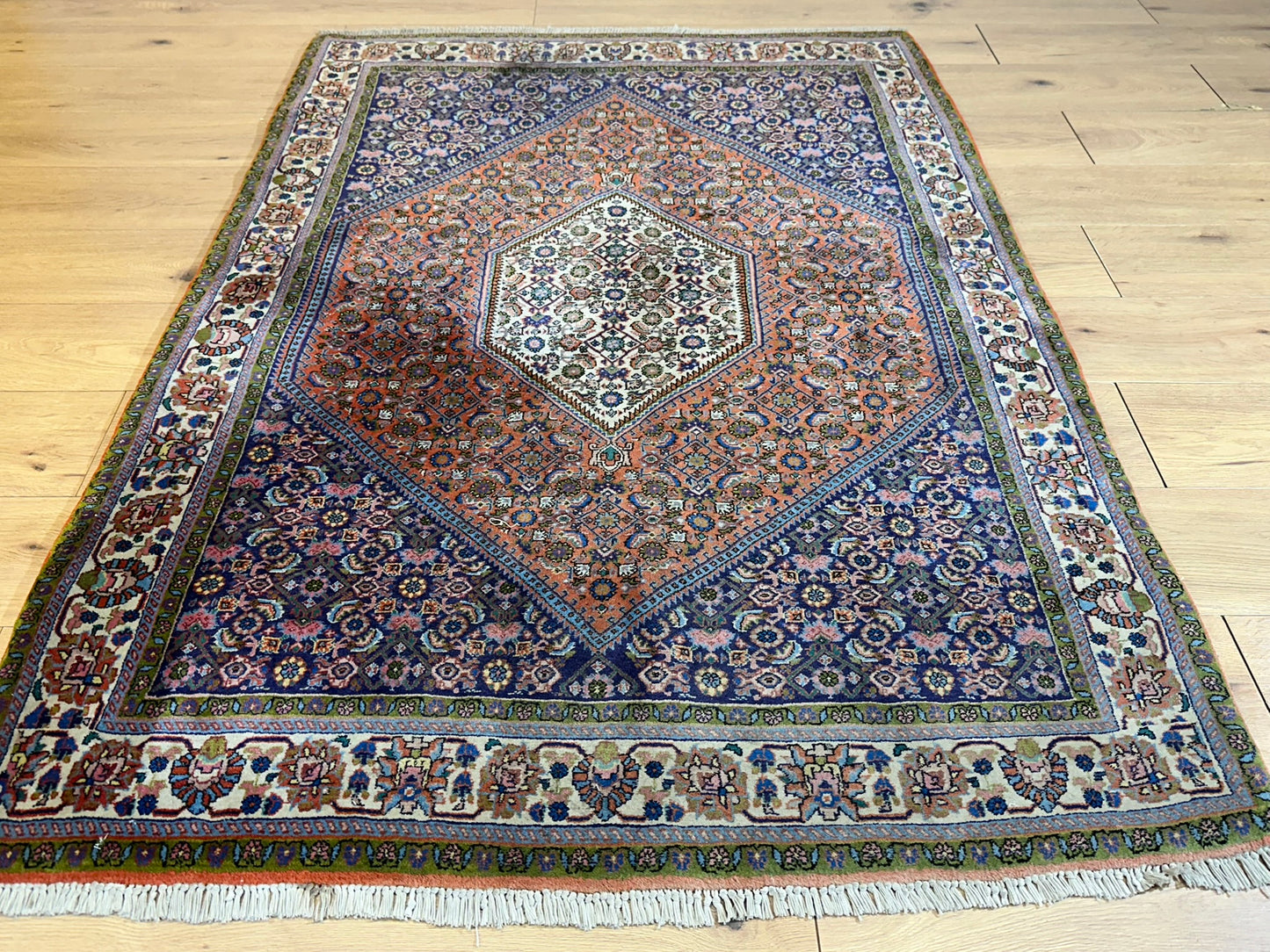Orientteppich handgeknüpft Bidjar Medaillon 180x125 cm