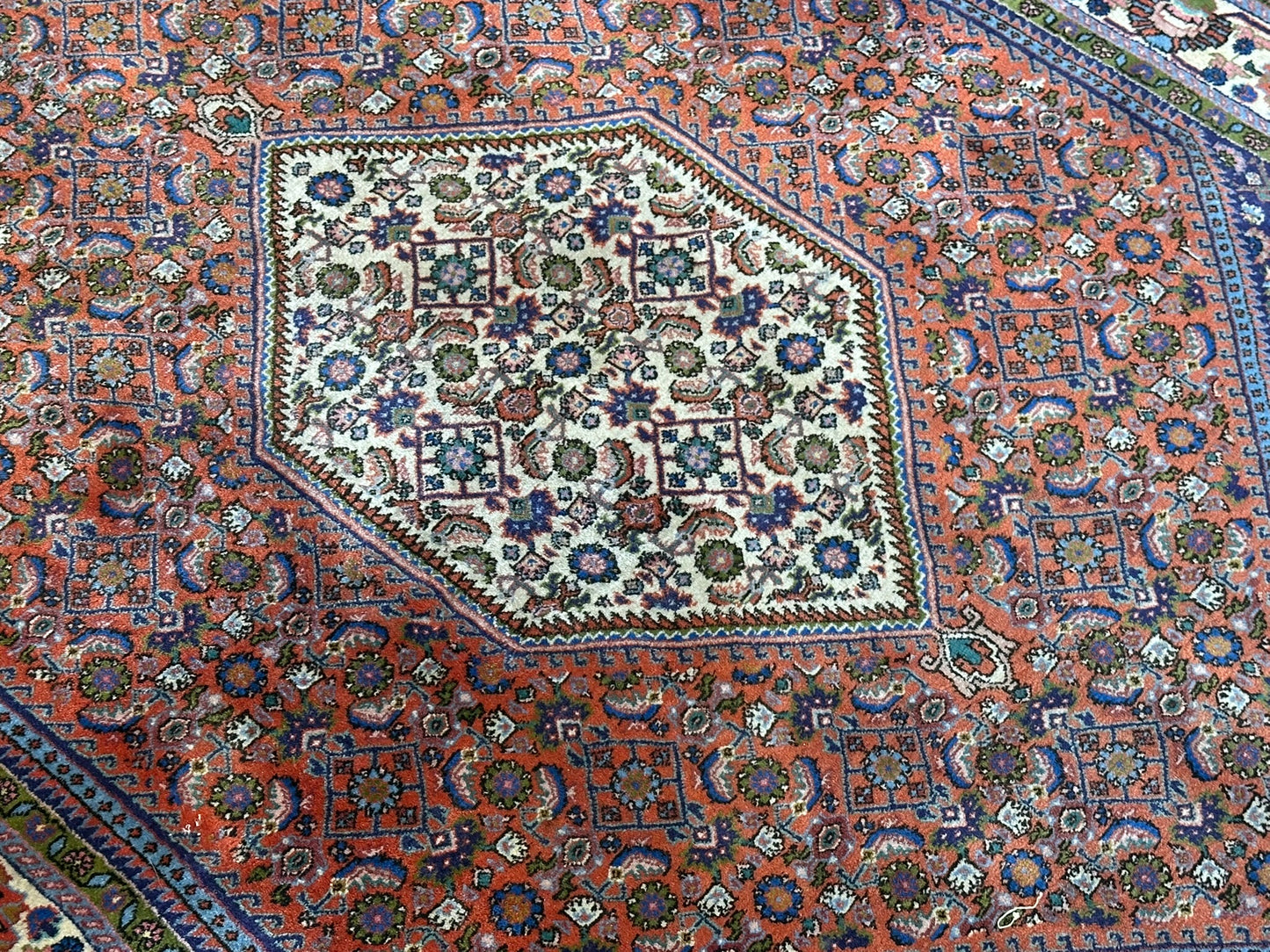 Orientteppich handgeknüpft Bidjar Medaillon 180x125 cm
