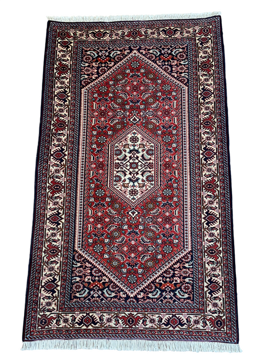 Orientteppich handgeknüpft Bidjar 135x80 cm
