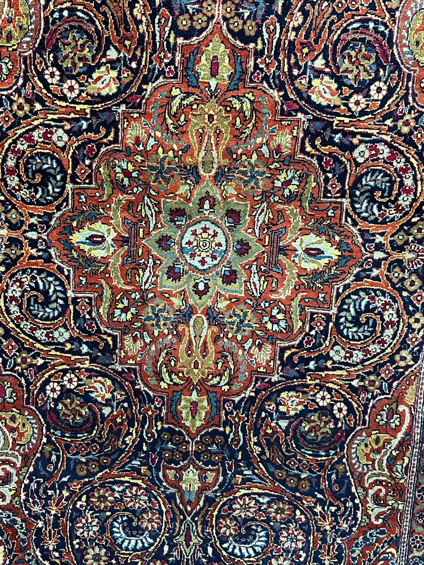 Orientteppich handgeknüpft 218x231 cm antik Isfahan Naturfarben