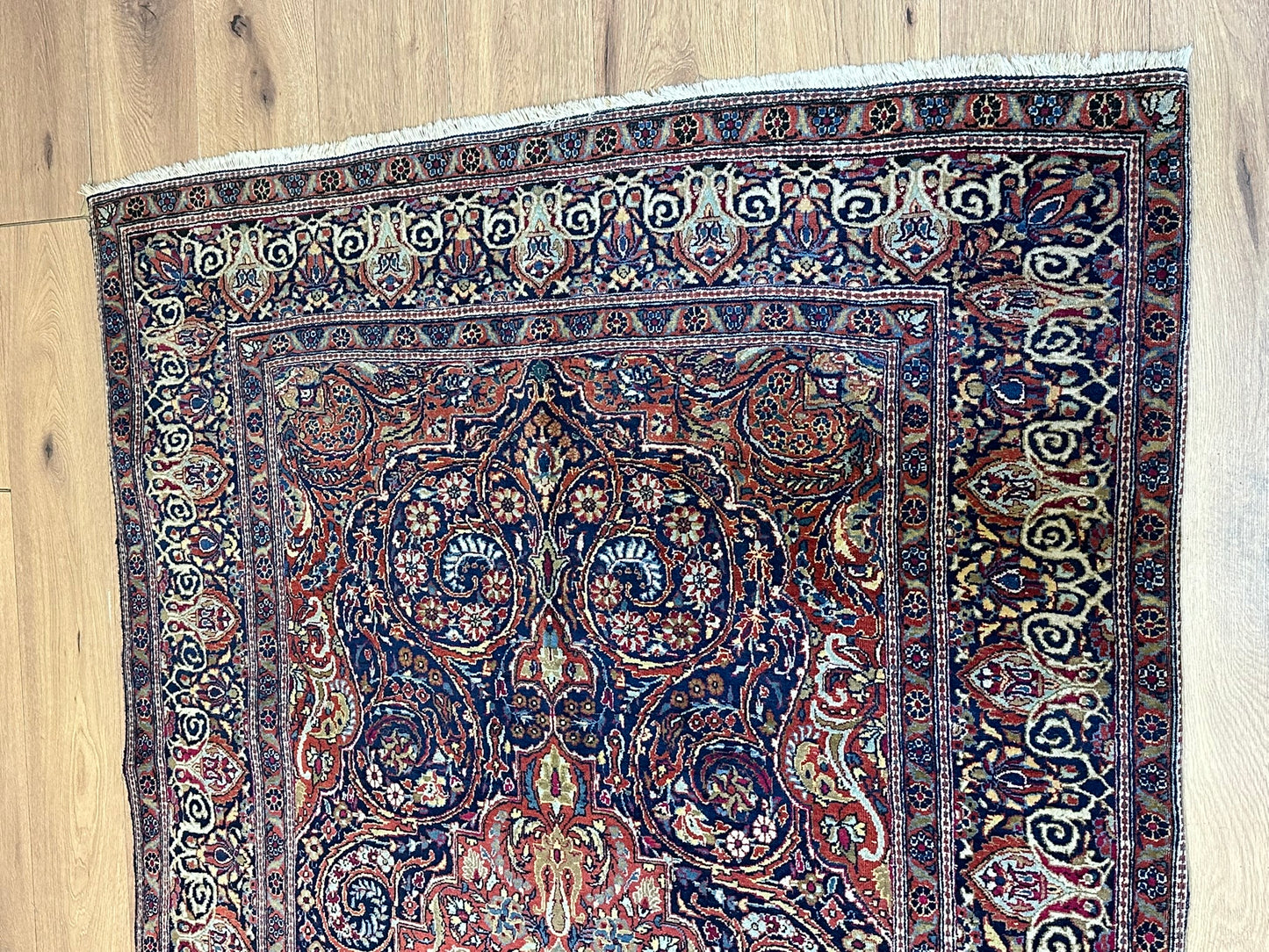 Orientteppich handgeknüpft 218x231 cm antik Isfahan Naturfarben