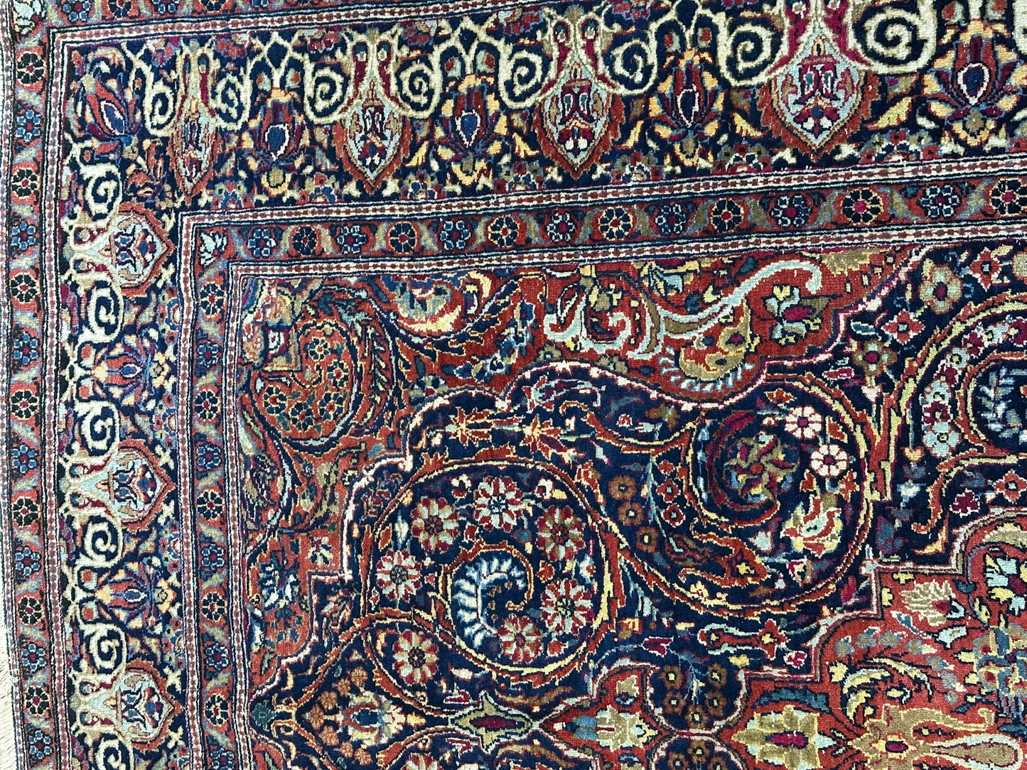 Orientteppich handgeknüpft 218x231 cm antik Isfahan Naturfarben