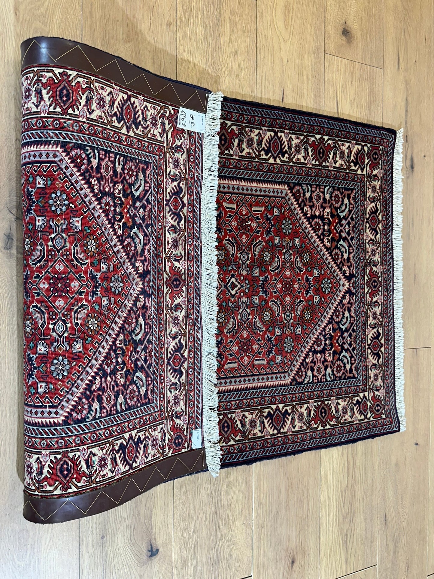 Orientteppich handgeknüpft Bidjar 135x80 cm