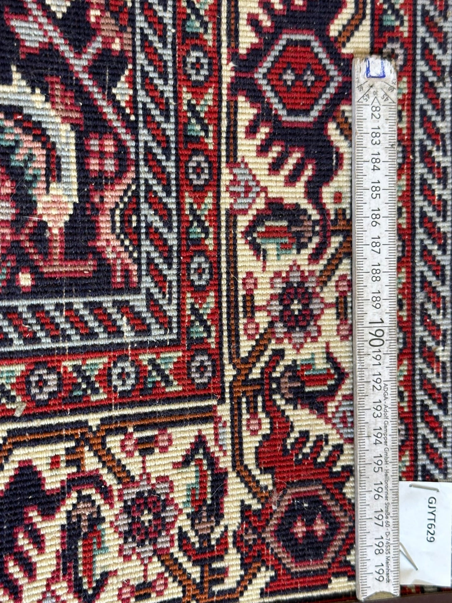 Orientteppich handgeknüpft Bidjar 135x80 cm