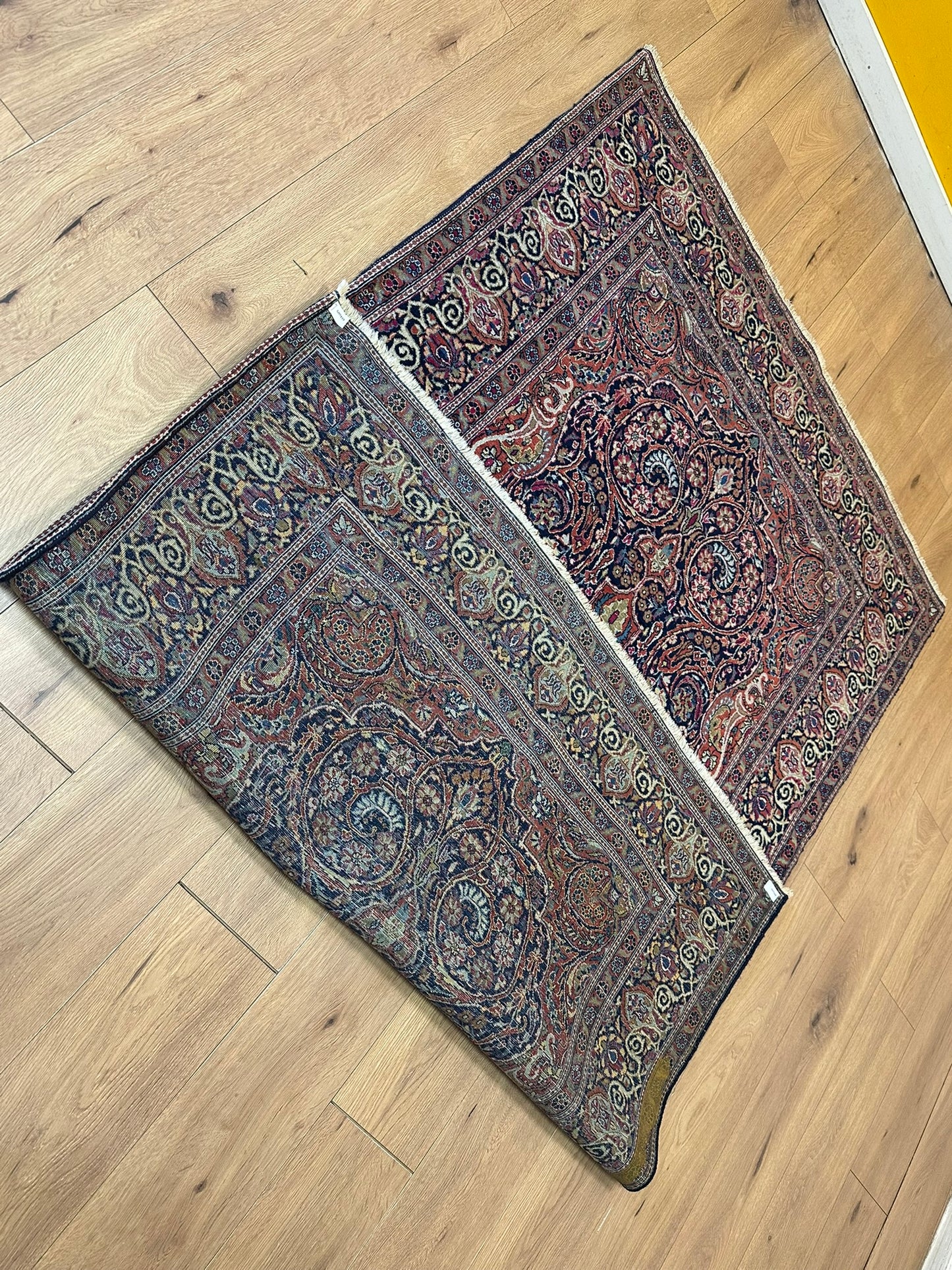Orientteppich handgeknüpft 218x231 cm antik Isfahan Naturfarben