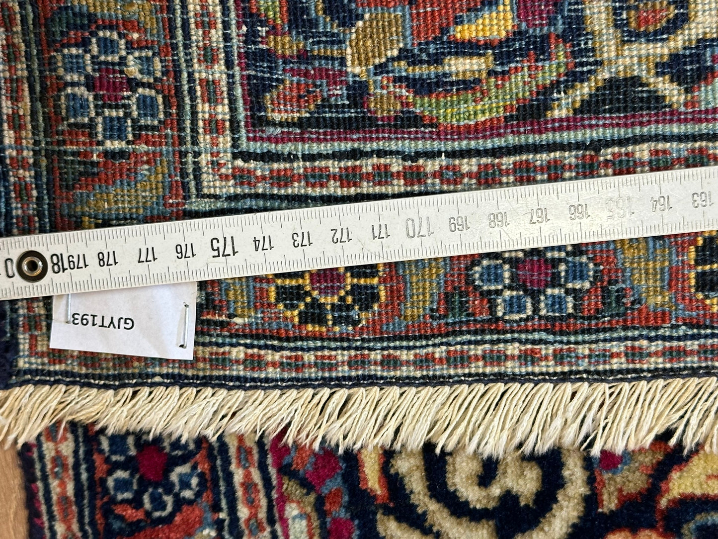 Orientteppich handgeknüpft 218x231 cm antik Isfahan Naturfarben
