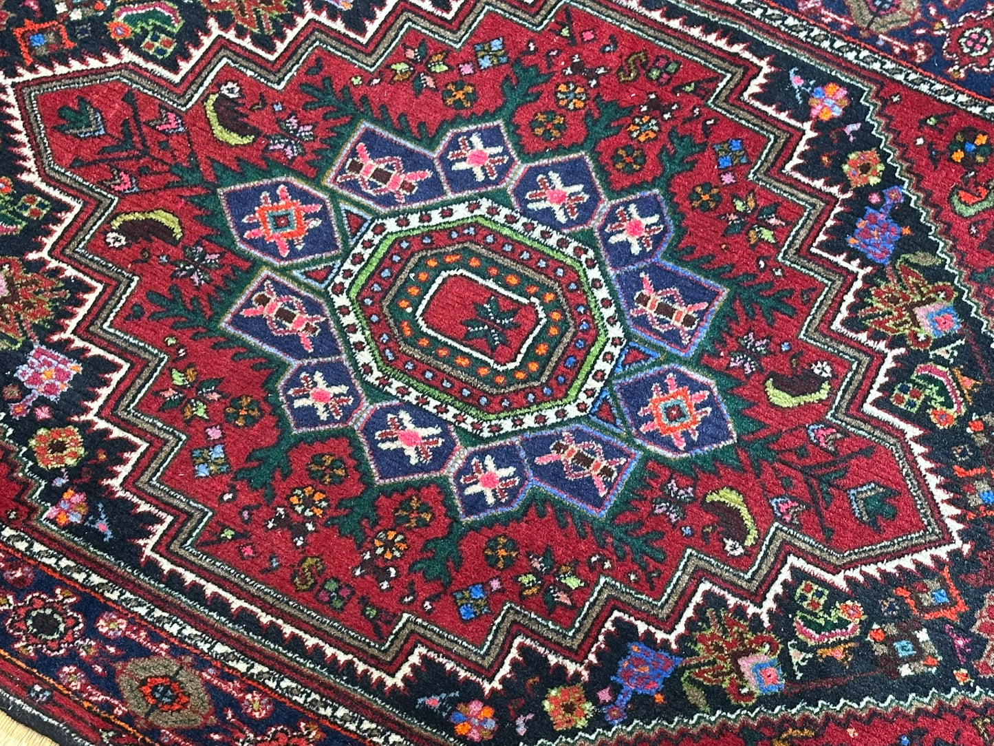 Orientteppich handgeknüpft Bidjar Gotlog 130x76 cm