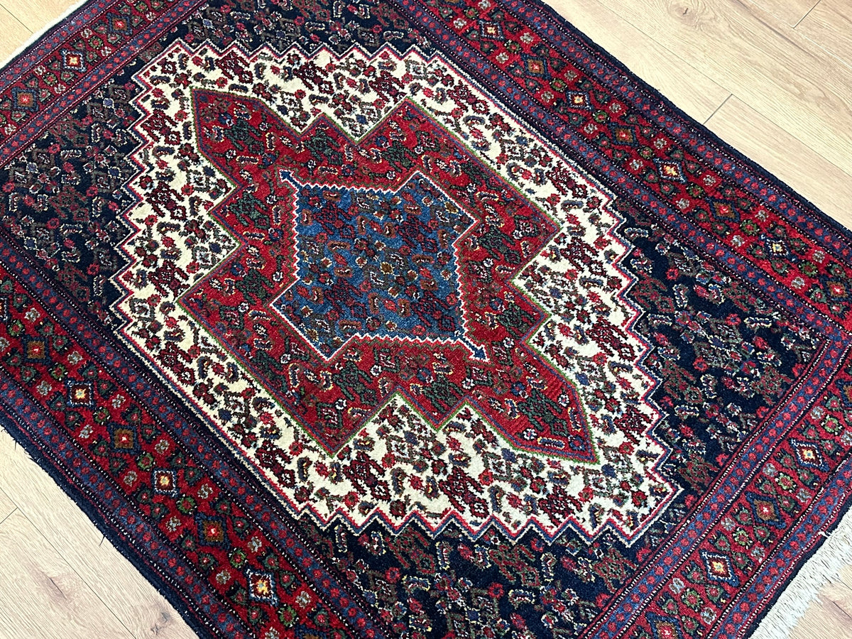 Orientteppich handgeknüpft Bidjar Top  160x123 cm