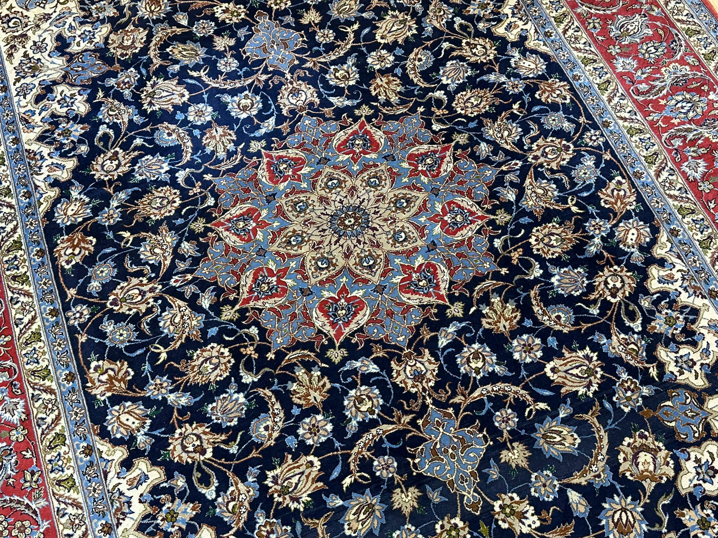 Orientteppich handgeknüpft antik Isfahan 240x162 cm Korkwolle