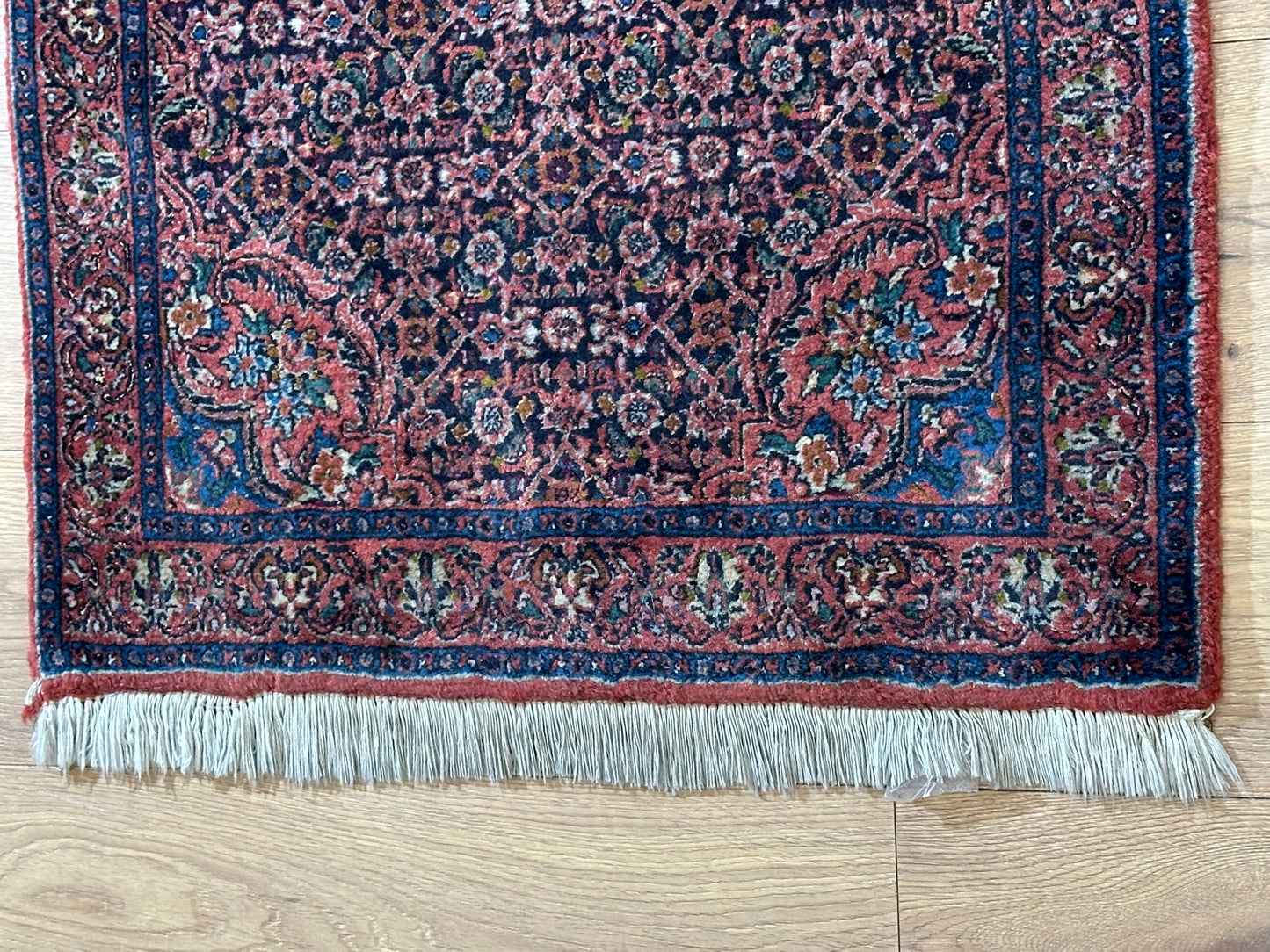 Orientteppich handgeknüpft Bidjar 137x70 cm