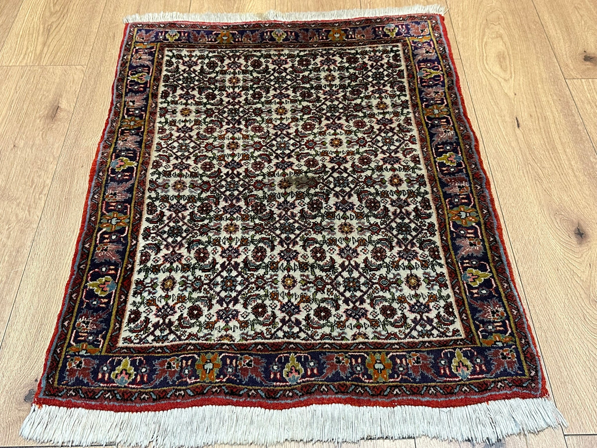 Orientteppich handgeknüpft Bidjar 90x60 cm