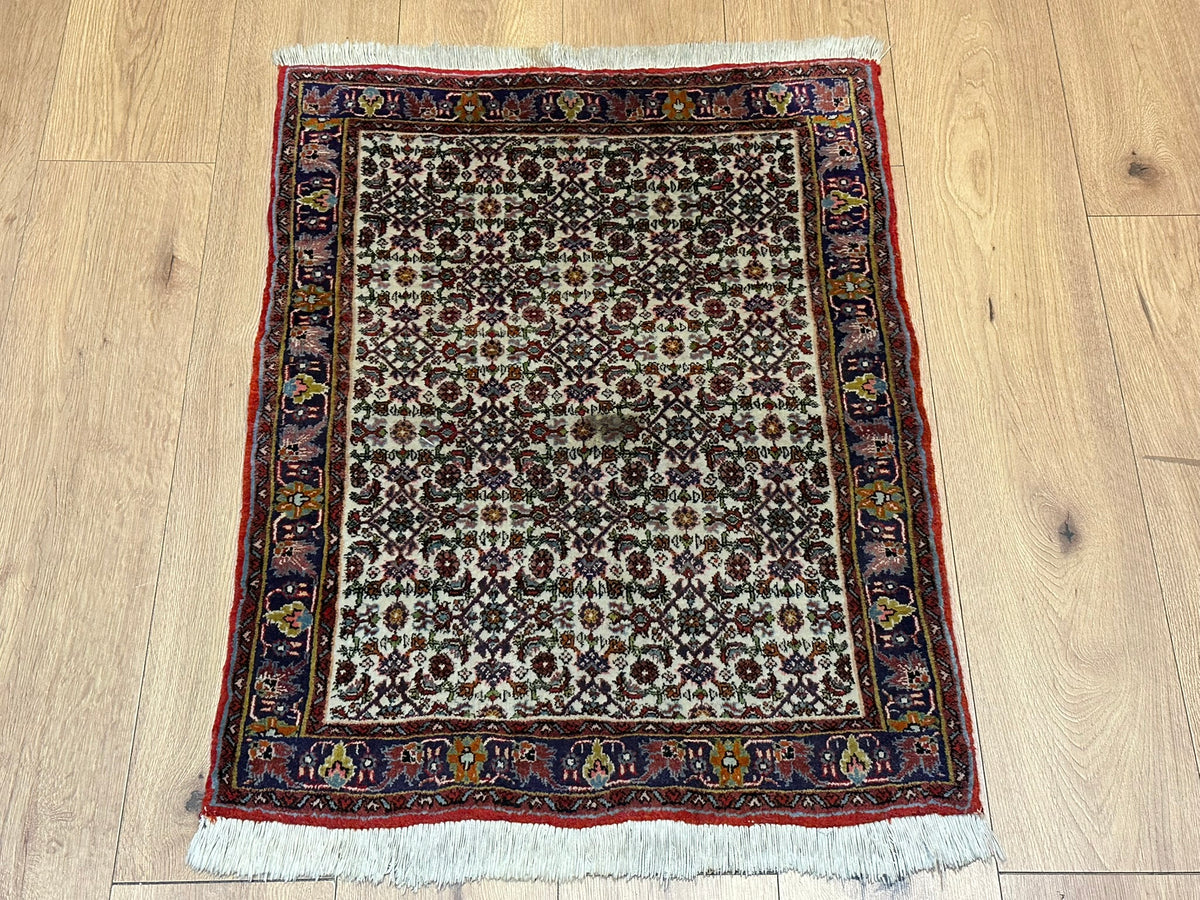 Orientteppich handgeknüpft Bidjar 90x60 cm