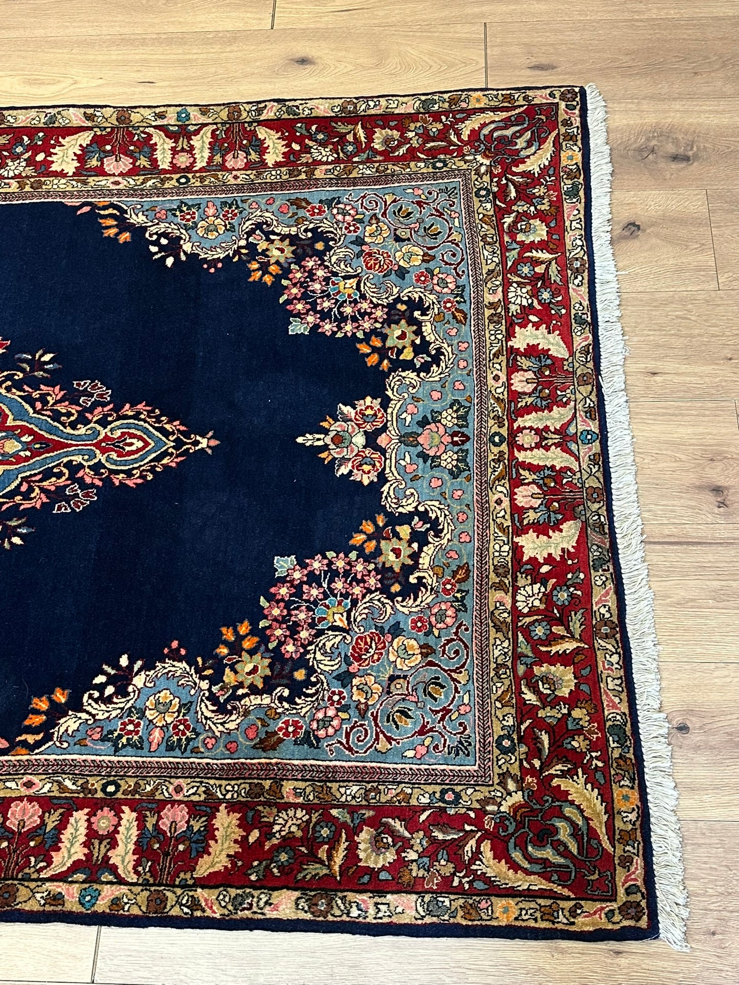 Orientteppich handgeknüpft 214x130 cm Ghom Korkwolle
