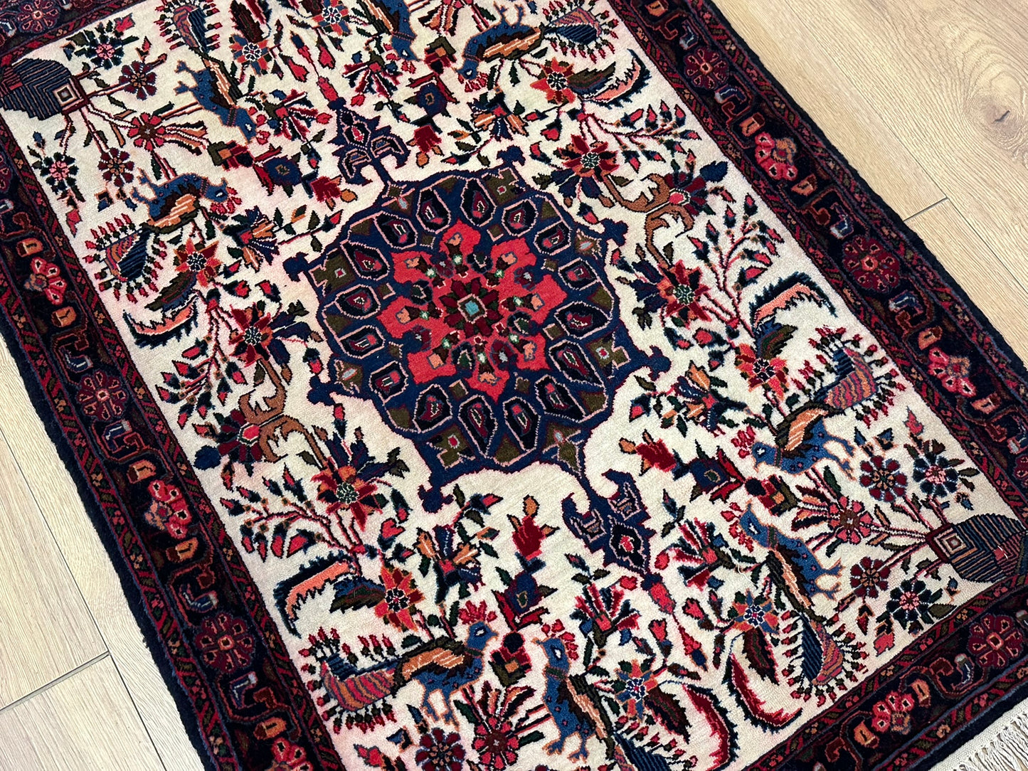 Orientteppich handgeknüpft 100x63 cm Bidjar Korkwolle