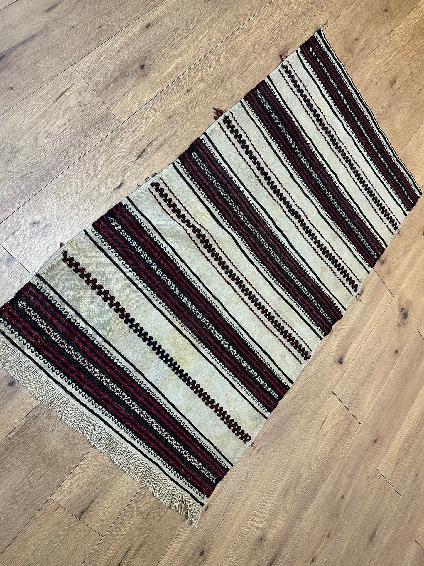 Orientteppich handgeknüpft 152x83 cm Kelim Schurwolle