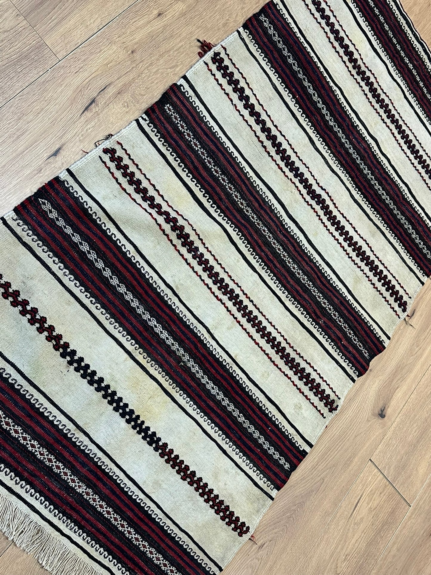 Orientteppich handgeknüpft 152x83 cm Kelim Schurwolle