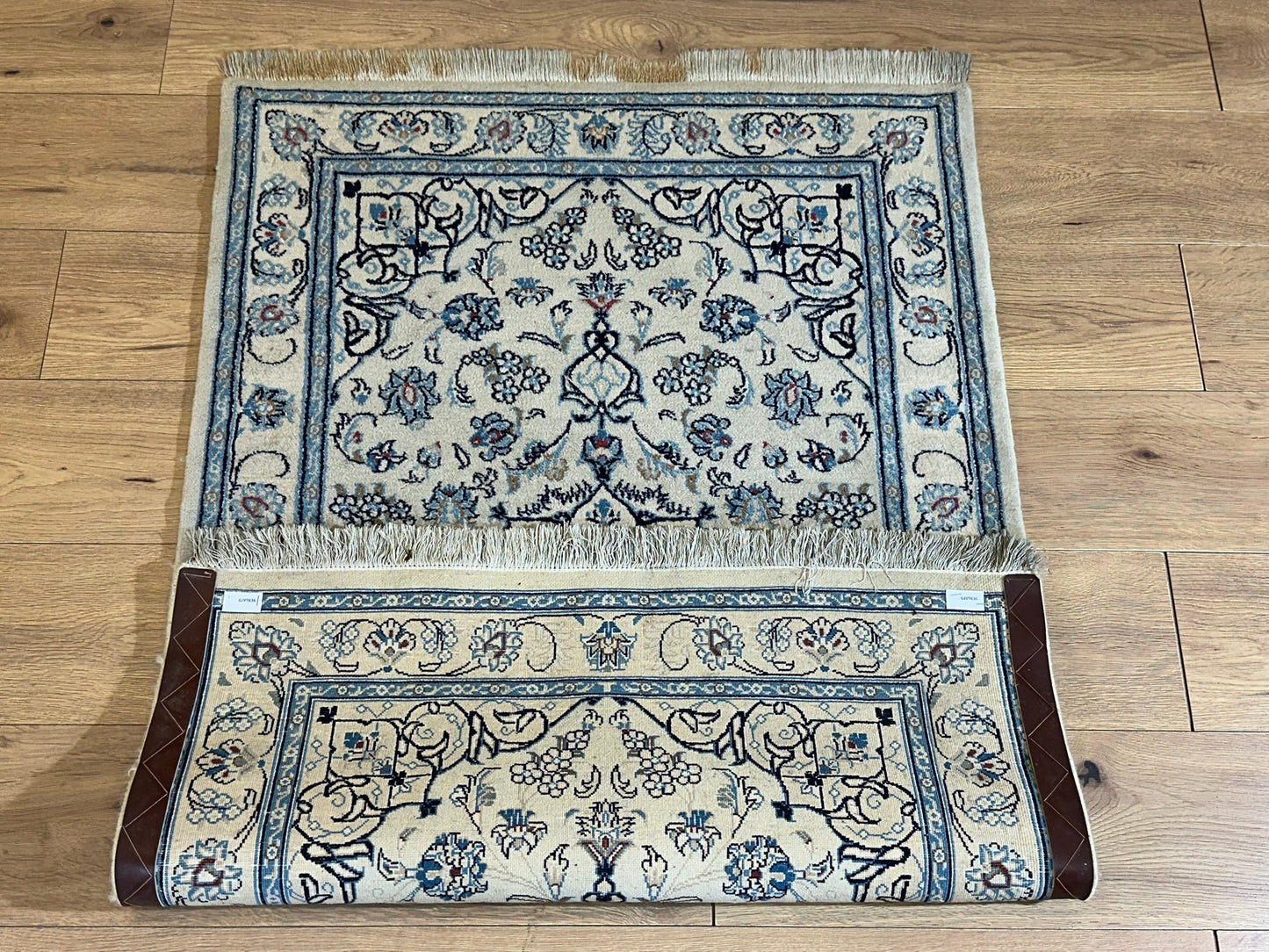 Orientteppich handgeknüpft Nain mit Seide 140x90 cm