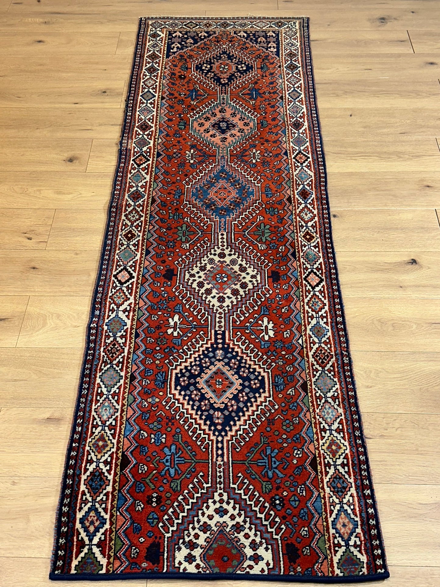 Orientteppich handgeknüpft Gaschgai Läufer 247x76 cm