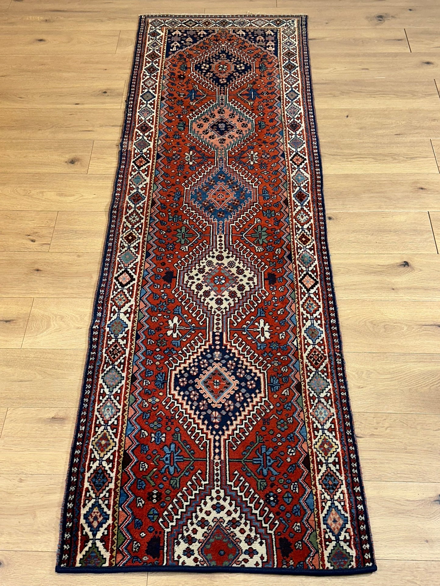 Orientteppich handgeknüpft Gaschgai Läufer 247x76 cm
