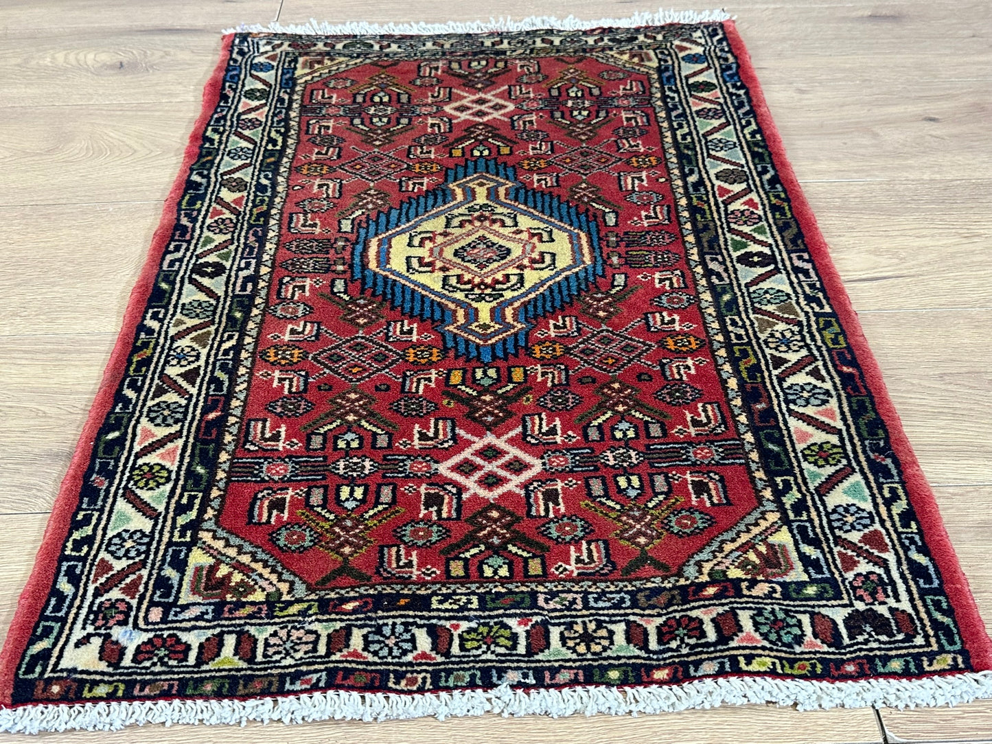 Orientteppich handgeknüpft Hamadan 90x62 cm