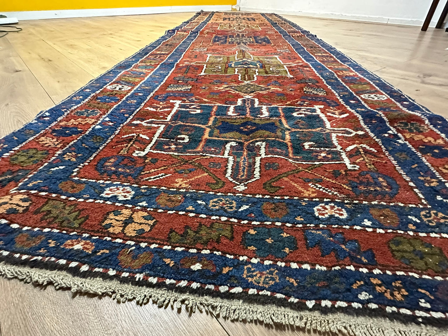Orientteppich handgeknüpft 462x118 cm Heriz Antik