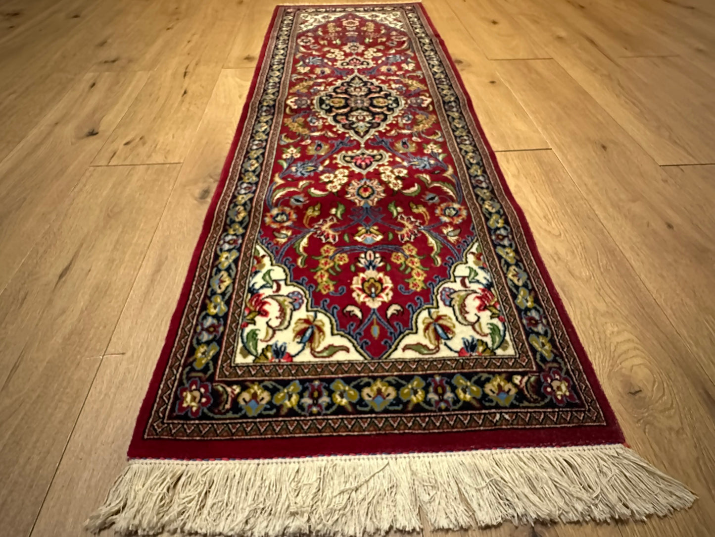 Orientteppich handgeknüpft 165x55 cm Ghom Korkwolle