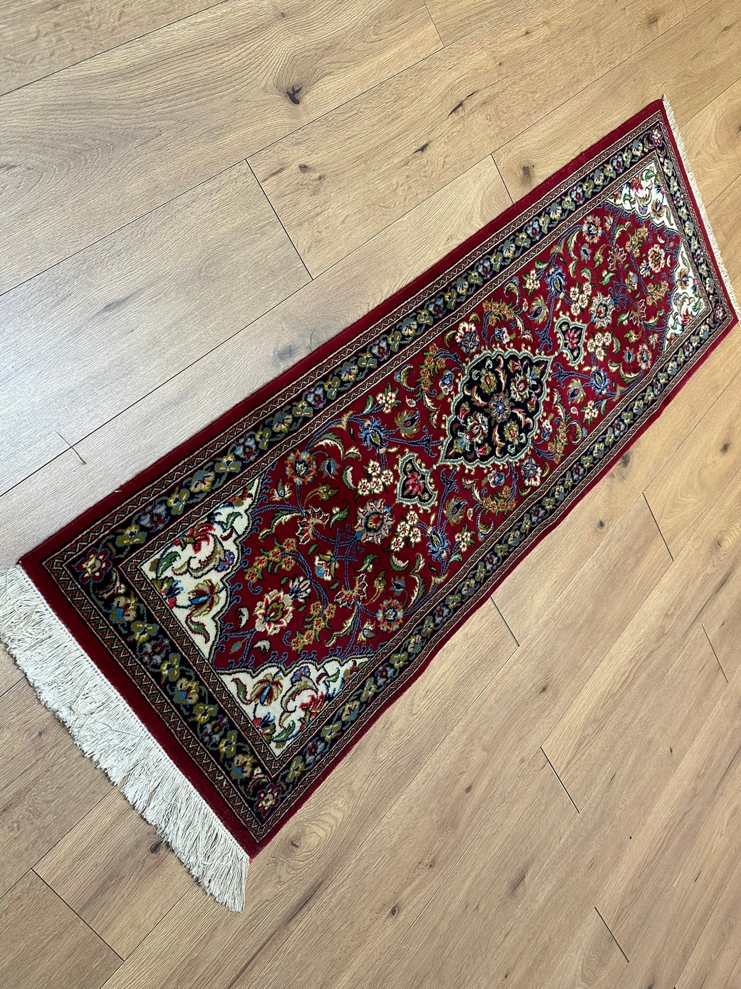 Orientteppich handgeknüpft 165x55 cm Ghom Korkwolle