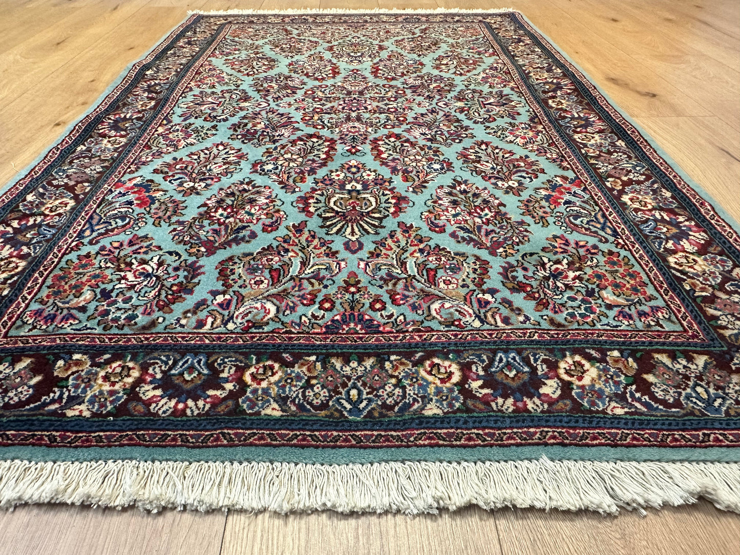 Orientteppich Sarough – Handgeknüpft, Neu, aus Schurwolle – 150 x 100 cm