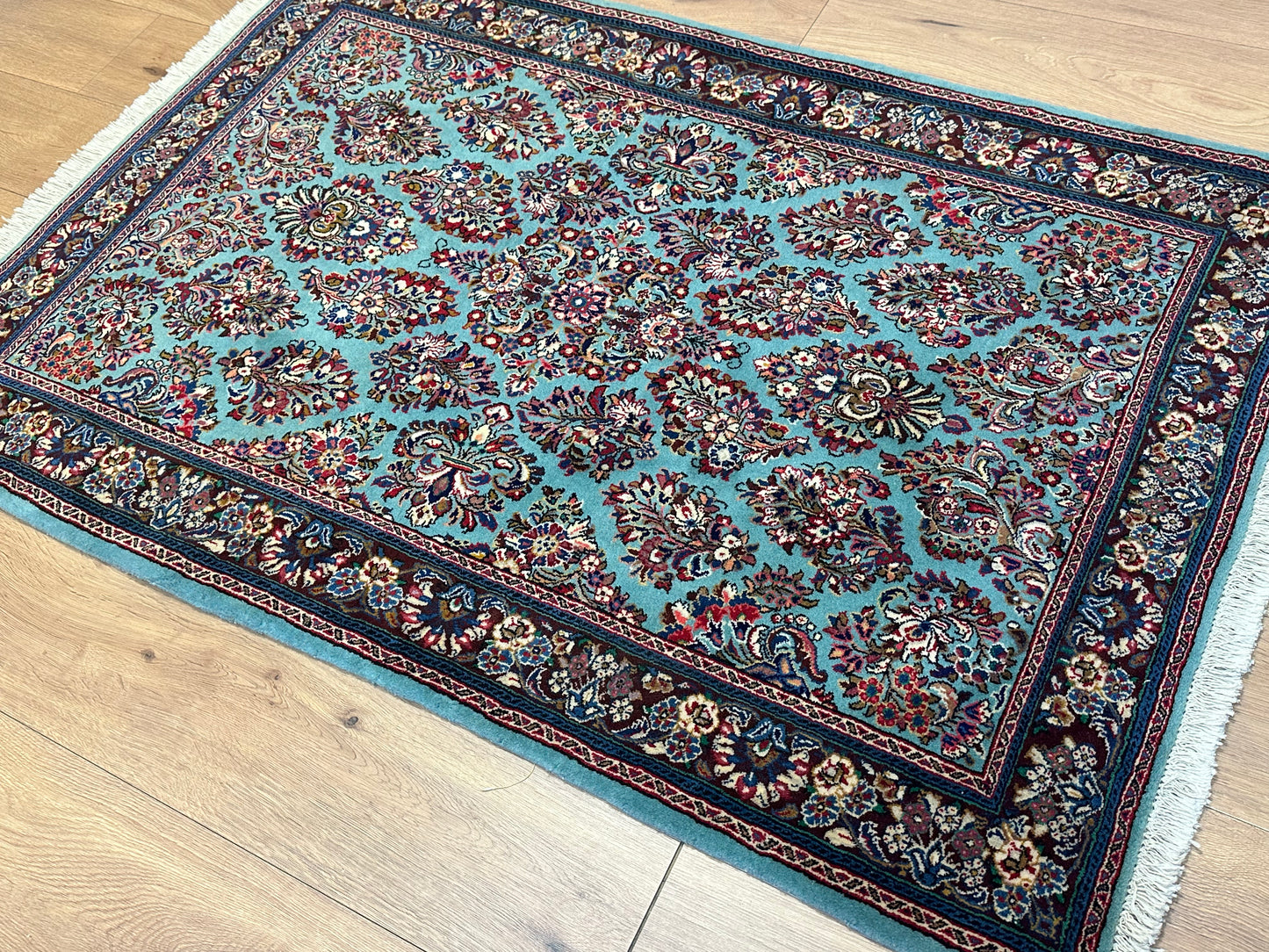 Orientteppich Sarough – Handgeknüpft, Neu, aus Schurwolle – 150 x 100 cm